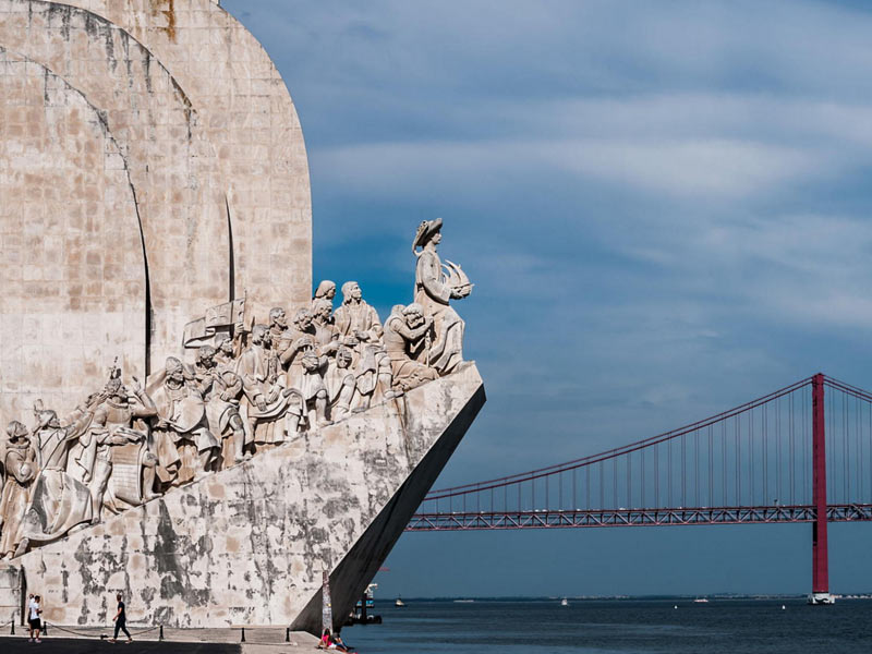 Monument to the discoveries